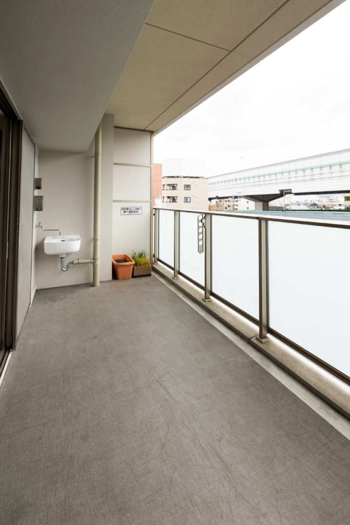 ポレスター城東